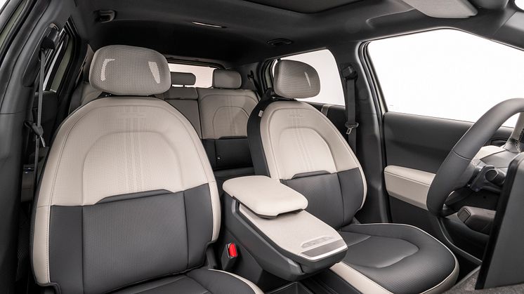 kia-ev3-gtline-aventurinegreen-interior-print-3600x2400-009.jpg