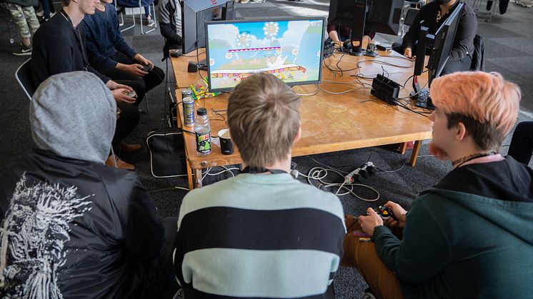 De lokala e-sportaktörererna har hjälpt till att forma e-sportmarknaden i Jönköping, vilket har bidragit till en blomstrande såväl online- som offlinescen. (bild: Katy Eyre)