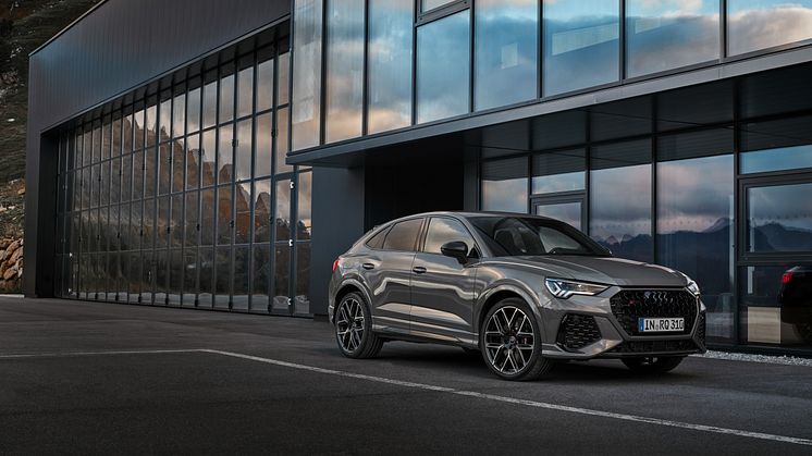 Audi RS Q3 Sportback edition 10 years (Chronosgrå metal)