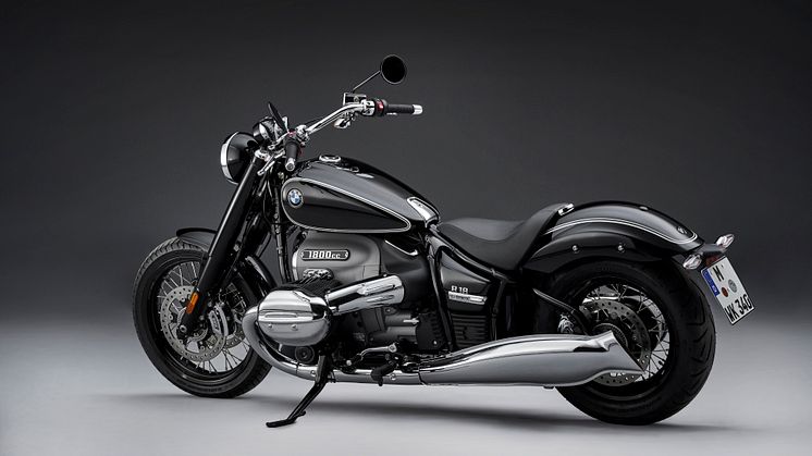 BMW R18