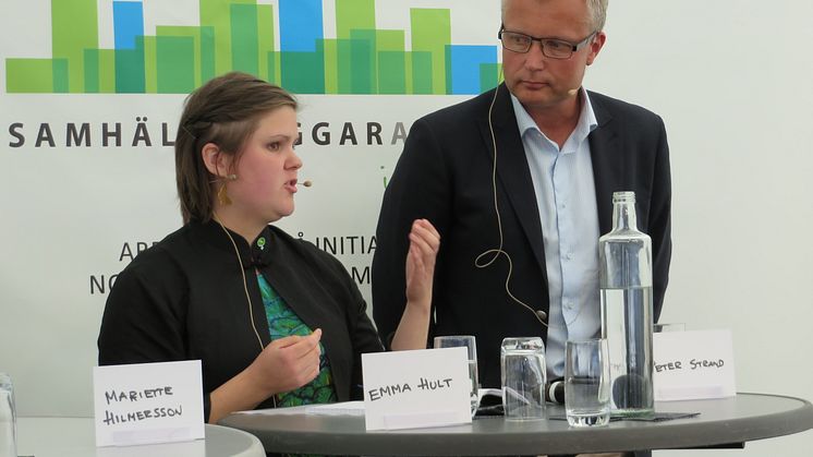 Emma Hult, MP och Peter Strand, Victoria Park.