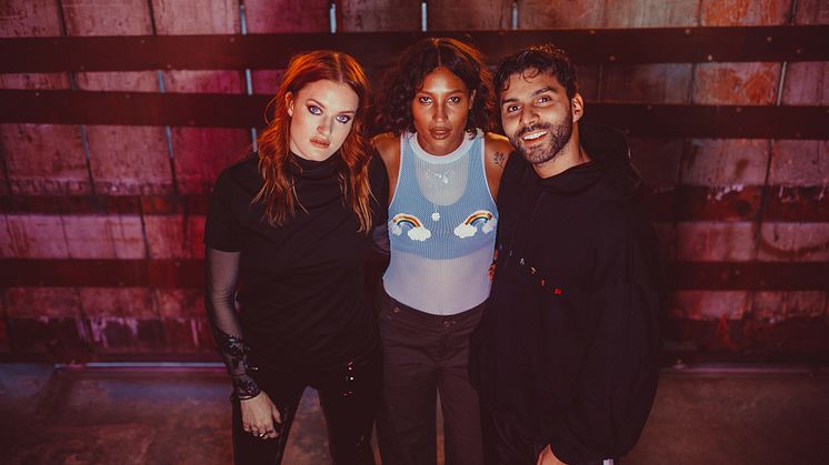 R3HAB + ICONAPOP