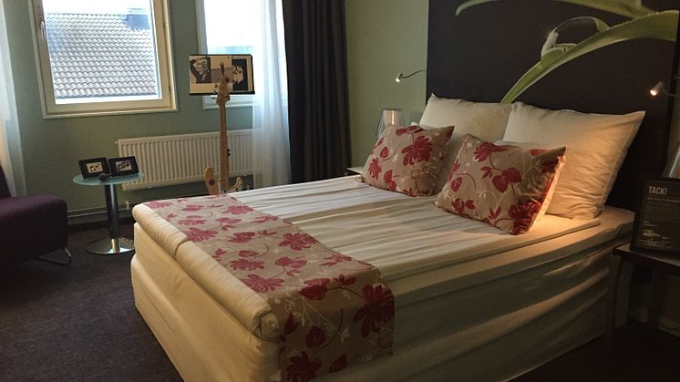 Bo över natten på hotell och stöd Musikhjälpen 2014