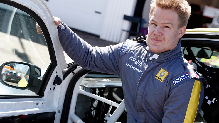 Solvalla – hemmabana för Clio Cup-föraren Kalle Dejemyr