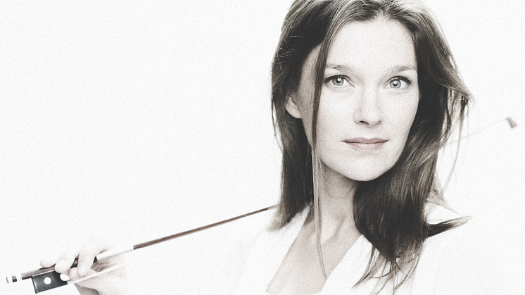Programförändring när världsviolinisten Janine Jansen kommer till Gävle Symfoniorkester