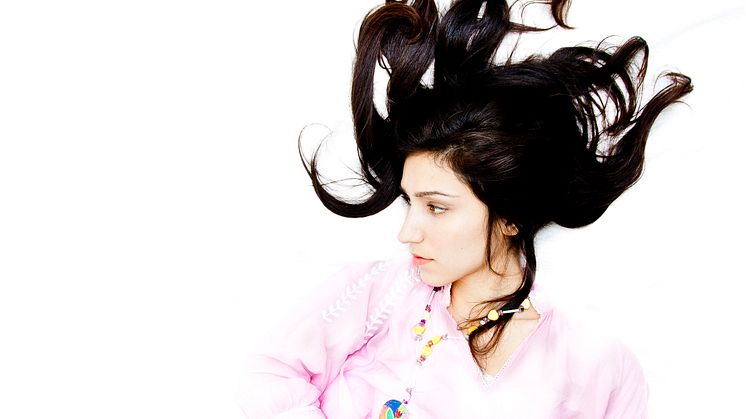 Laleh Press 2011