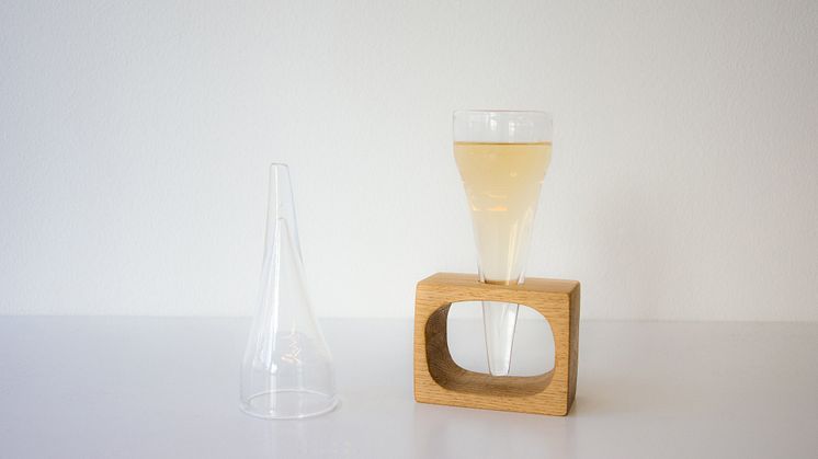 Champagneglas av Kaori Agematsu