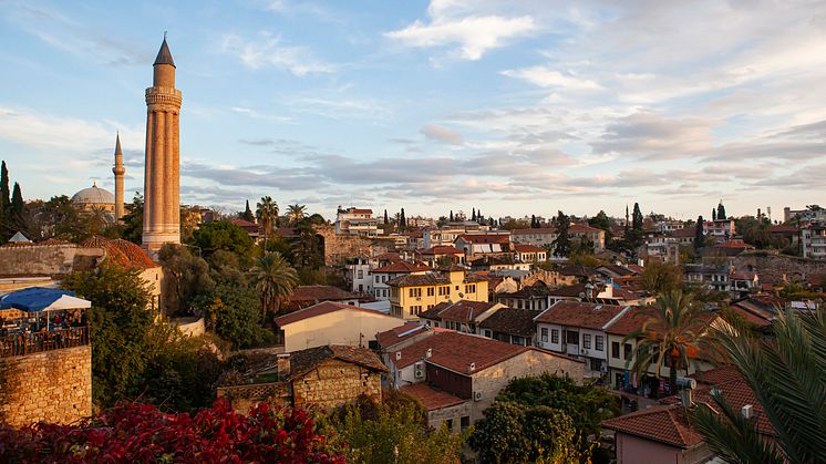 DEST_TURKEY_ANTALYA_KALEICI_OLD_TOWN_CLOCK_TOWER_GettyImages-1440993750_Universal_Within usage period_96697