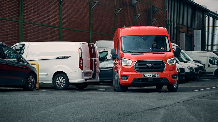 Ford Transit 2T parkeringsassistent 2020
