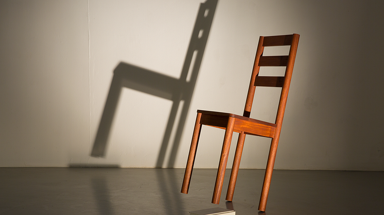 Victor Nyberg – Sitting still angle