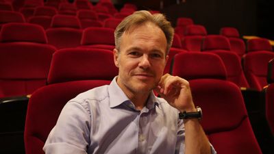 Meteorologen Martin Hedberg föreläser på Högskolan i Skövde onsdag 8 maj om heta somrar, klimatet och framtiden vid vårens sista  populärvetenskapliga café.