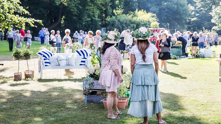 Deltagarna i undersökningen ger generellt en positiv bild av Helsingborg. Här syns besökare på den stora trädgårdsfesten på Sofiero 2016. Foto: Sophie Håkansson