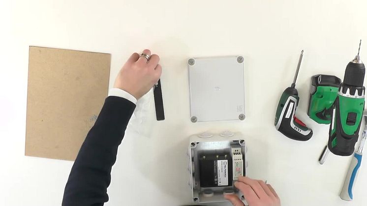 Vattentät kapsling för router
