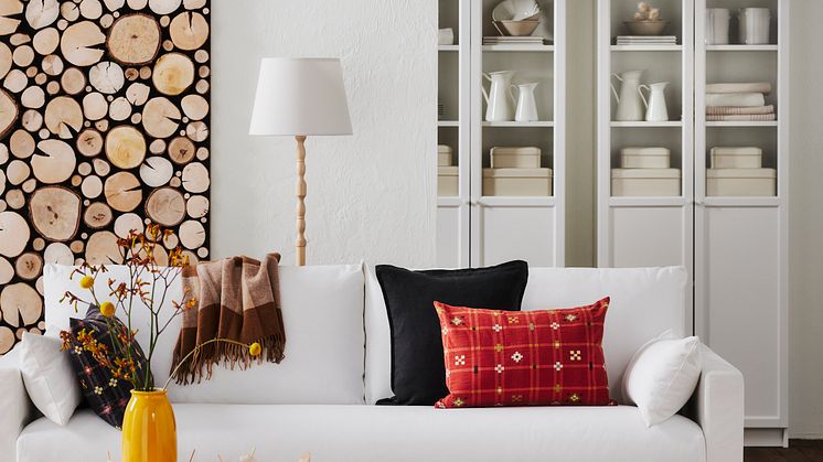 Modig rødt, deilig lunt og naturlig vakkert er blant stikkordene for årets høstnyheter hos IKEA. 