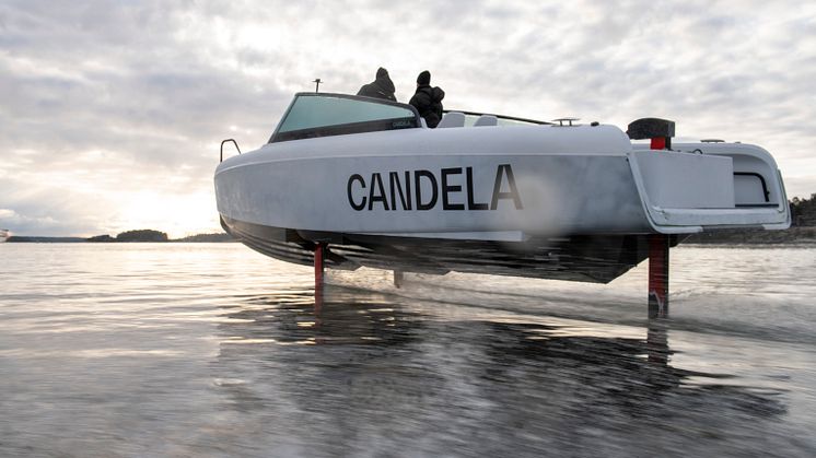 Candela C-8