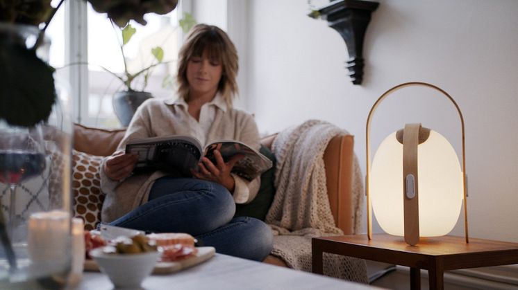 Trådlös högtalare och lampa, large - miljö