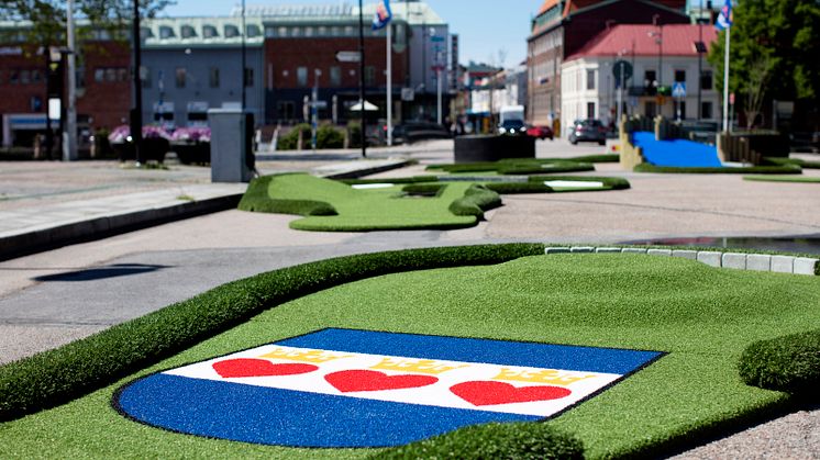 Den 8 juni invigs en helt ny Äventyrsgolf i Halmstad city. Foto: Patrik Ljungman.
