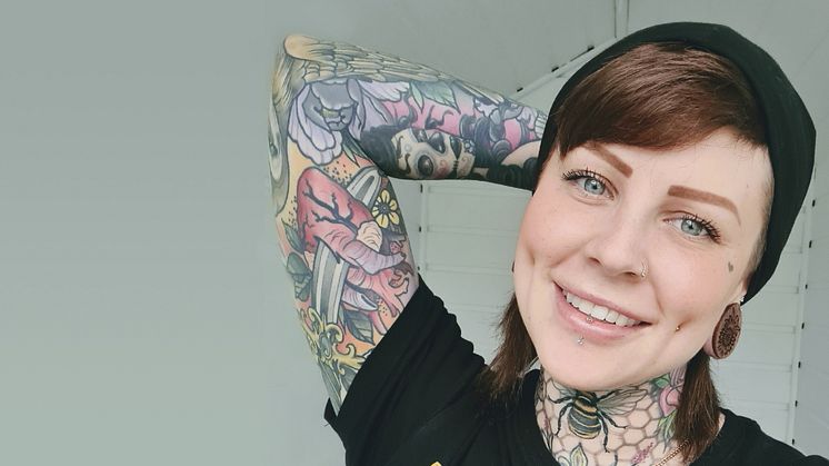 Emmalena Andersson, plåtslagare och byggchef är utsedd till Årets byggkvinna 2021.