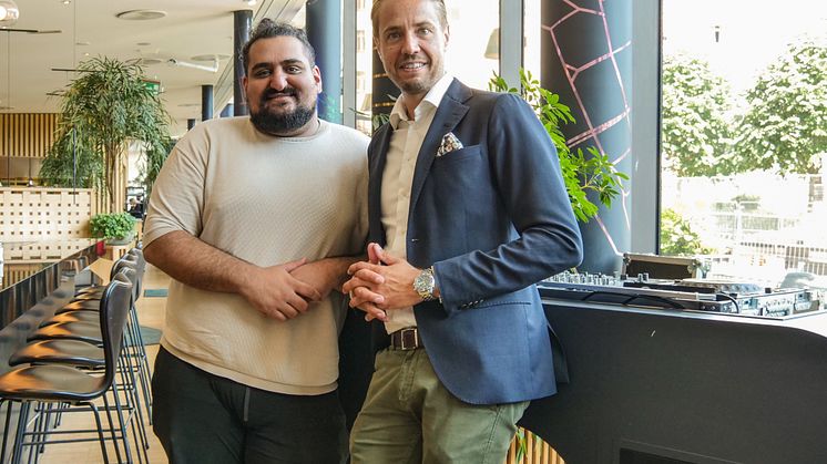 Givar Shabani och Henrik Berghult tillsammans på Clarion Hotel Sign