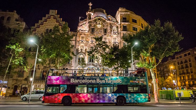 Barcelona Night Tour Bus