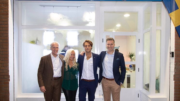 Fr v: Mats Dahlström, delägare och grundare HusmanHagberg, Cecilia Martinsson och Leo López, franchisetagare Valencia och Altea/Denia samt Henrik Hagberg, VD HusmanHagberg Utland.