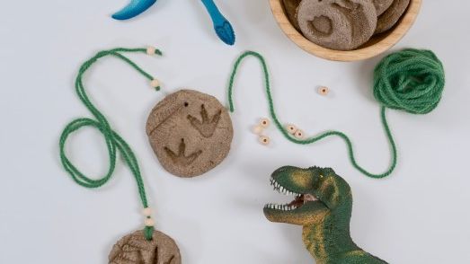 birthday party_Dinosaurs_charms