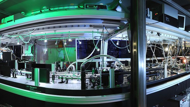 Laser