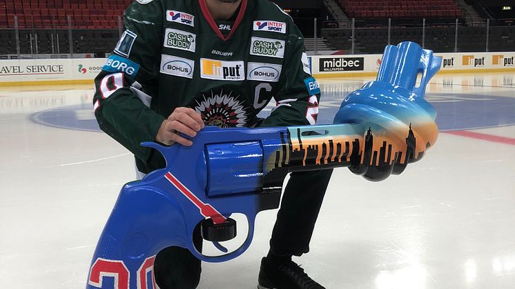 The Non-Violence Project Foundation (NVPF) announces two new Ambassadors - New York Rangers' Henrik Lundqvist and HC Frölunda's Joel Lundqvist.
