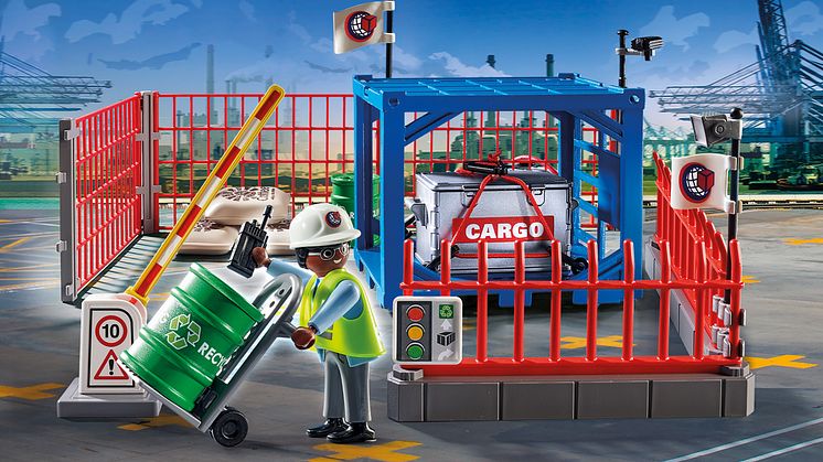 Frachtlager (70773) von PLAYMOBIL