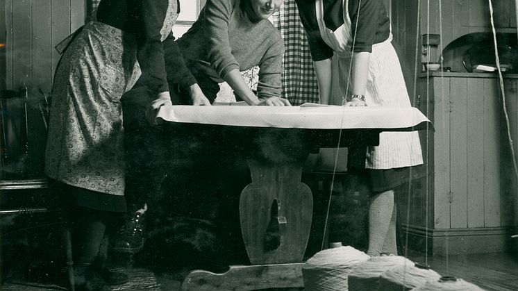 Utställning Ebba Sörmlands museum Elin och Gun Andersson 1952.tif