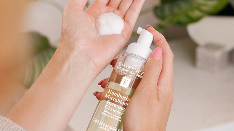 Éminence Organics. Kombucha Microbiome Foaming Cleanser social