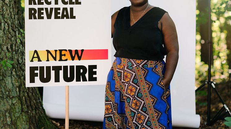 8_Emily_Joof_Bokmassan_HopeSigns_Portrait_2