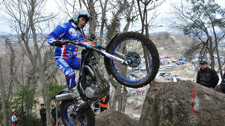  開幕戦で優勝した#2 黒山健一＆TYS250Fi
