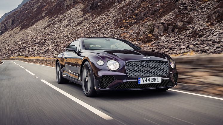 BENTLEY INTRODUCERER GT MULLINER BLACKLINE – DEN MØRKERE SIDE AF MODERNE LUKSUS