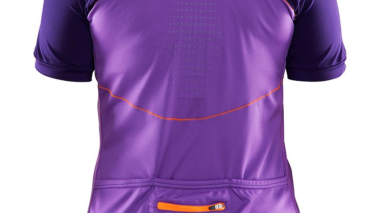 Move Jersey (dam). Rek pris 500 kr.