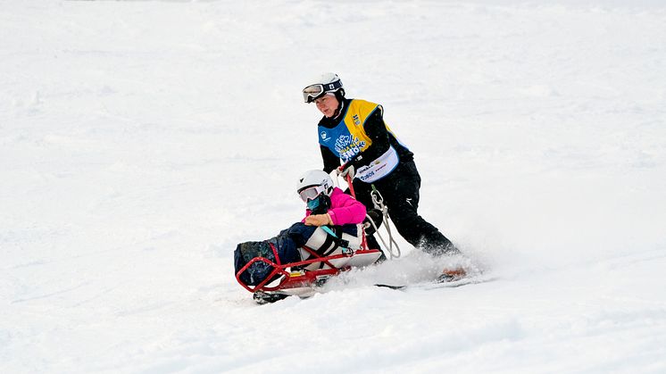Alla på snö i Källviksbacken, Falun