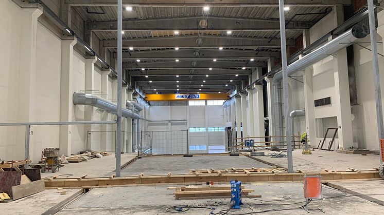 Fra den ombygde fabrikkhallen hvor demoanlegget nå skal monteres