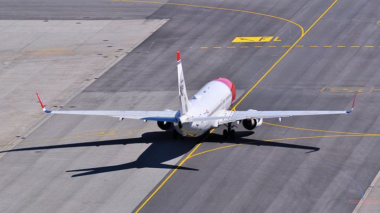Norwegians LN-NOC på rullebanen