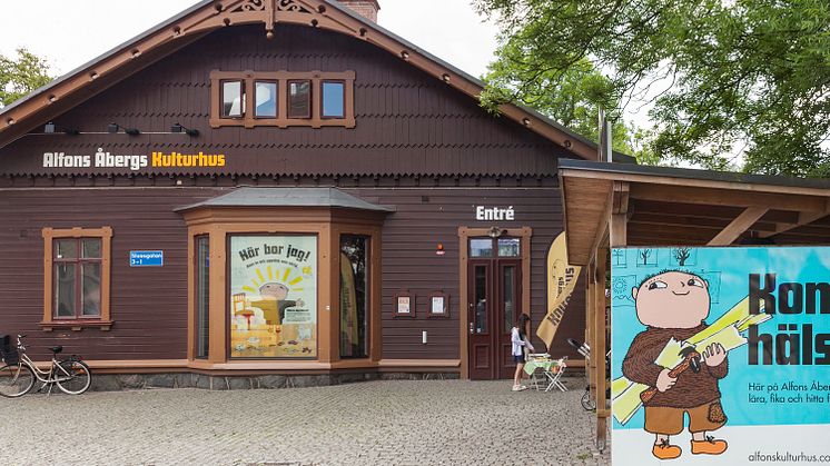 Alfons Åbergs Kulturhus stänger tillfälligt och satsar på digital mötesplats. 