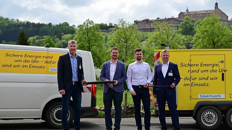 Thomas Balzar (Leiter Planung, Bauausführung & Netzkundenbetreuung Kulmbach), Markus Seidel (Leiter Kundencenter Kulmbach), Michael Renghart (Leiter Planung/Bau Umspannwerke & Schaltstationen) und Bernd Göttlicher (Leiter Kommunalmanagement Franken)
