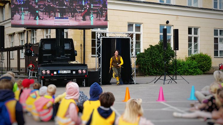 Bild från premiären på turnén i Augusti 2021 i Vadstena. Foto: SON