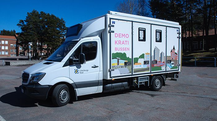 Stadsdelen Östra Göteborgs demokratibuss  kommer användas flitigt under våren och sommaren.