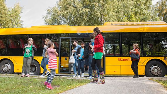 Med naturbussen till Skrylle.  Fotograf Sofie Persson.
