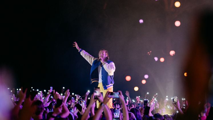 Benjamin Ingrosso fyllde Huskvarna Folkets Park den 2 september.