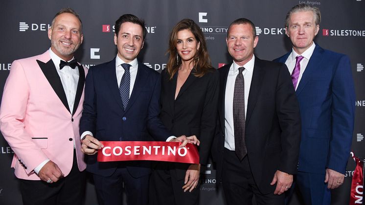 Cosentino feirer storslagen åpning av Los Angeles City Center med moteikonet Cindy Crawford