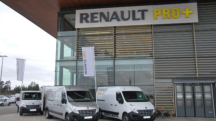 UTÖKAD SERVICE TILL RENAULTS FÖRETAGSKUNDER