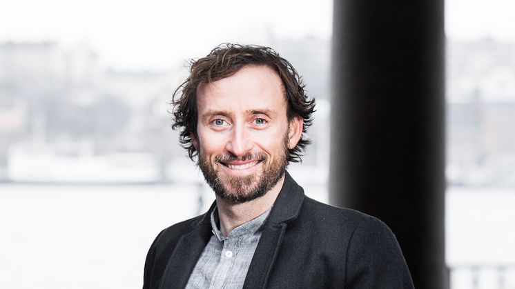 Det flotte resultat skal vores medarbejdere og vores dygtige ledelsesteam fuldt ud have æren for. De har arbejdet både målrettet og med højt engagement det forgangne år, og resultatet viser, at vi har en stor relevans i markedet, siger Kasper Holst,