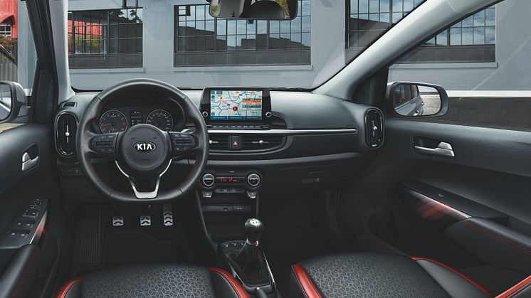 Kia Picanto GT LIne MY2021_press_cmyk_JAGTL_OUTDOOR_INTERIOR