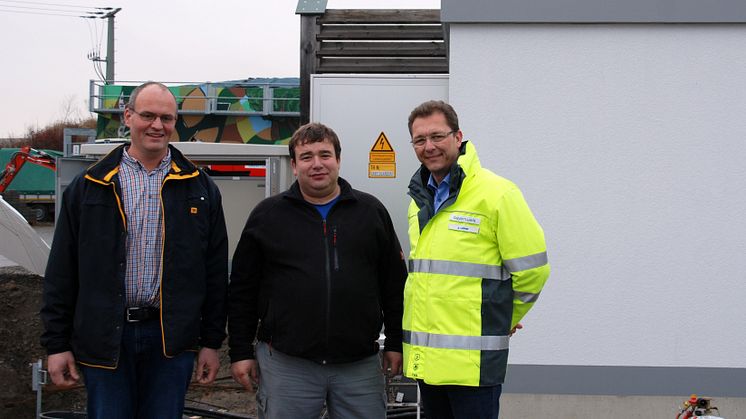 Die Biogasanlage in Großbardorf soll erweitert werden: Das Bayernwerk liefert dazu eine neue Übergabetrafostation an die Agrokraft Großbardorf