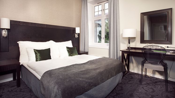 Hotel-superior-double-room-bed-clarion-collection-hotel-gabelshus